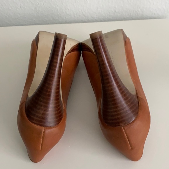 Banana Republic Caramel Leather Peep Toe Platform Pumps Size 6.5 - Picture 13 of 13